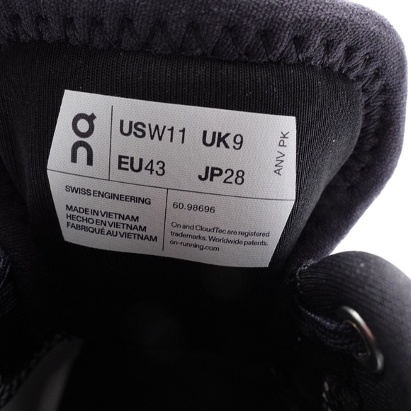 SLD NEW On Cloud X 3 Running Shoes 60-98696 Black - Picture 2 of 7